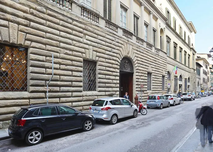 Apartment With Terrace Facing Duomo
