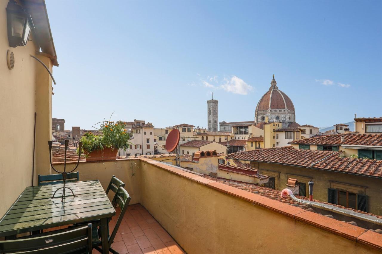 With Terrace Facing Duomo Apartamento Florencia